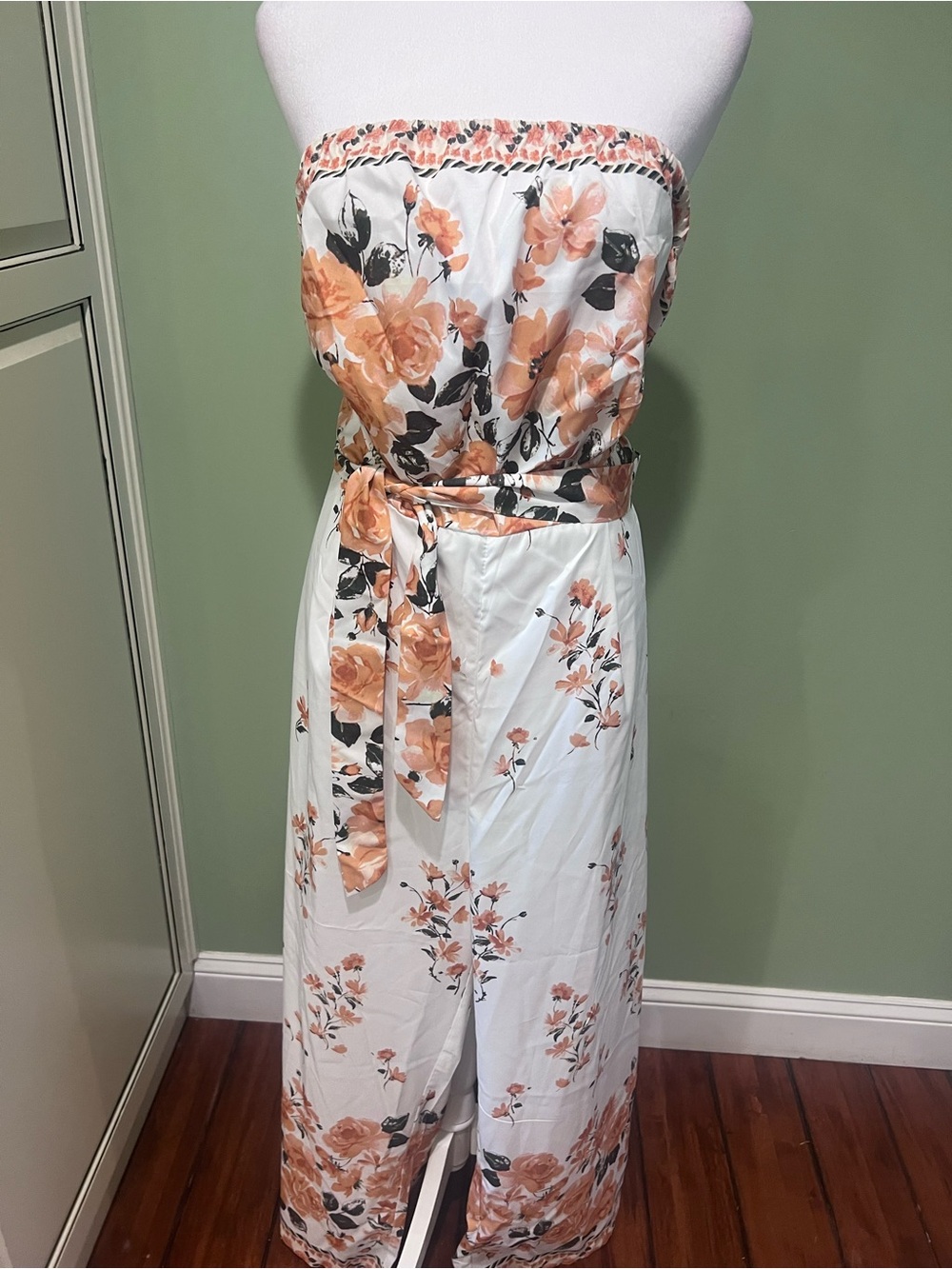 New Strapless Floral Jump suit in Peach and White